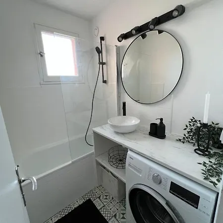 Cocooning Apt On The Waterfront - Sea View Lägenhet Agde